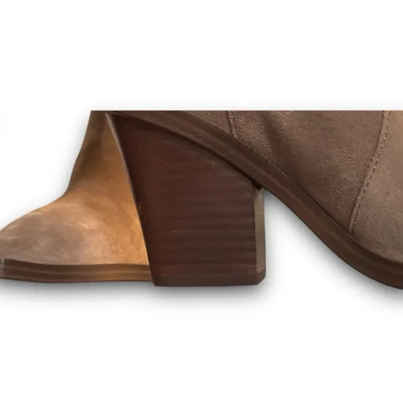 Vince Camuto Gradesha Suede Block Heel Ankle Boots - Cognac Brown - Size 6.5M/37