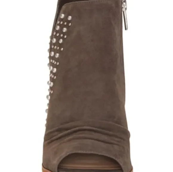 Vince Camuto Machine Grey Suede Peep toe sandals