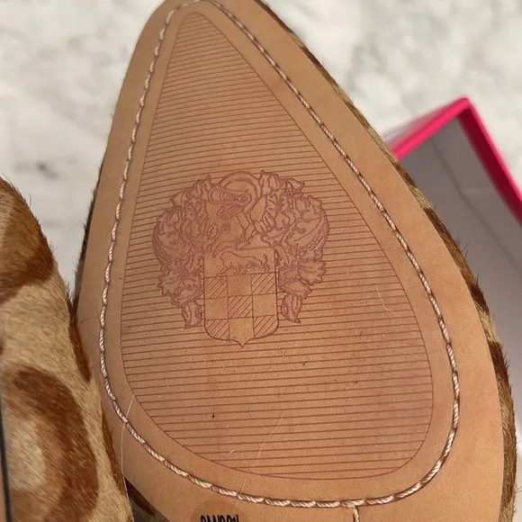 Vince Camuto natural Ambind high heels shoes size 8M