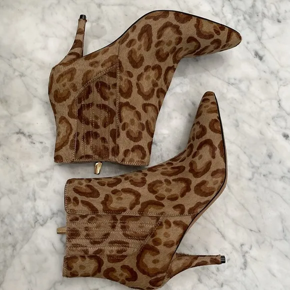 Vince Camuto natural Ambind high heels shoes size 8M