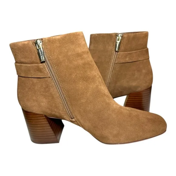 Vince Camuto women’s Laiklen lux kid Suede leather Ankle block heel Boots size 9