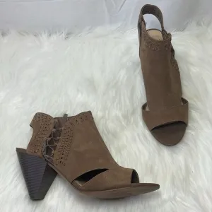 Vince Camuto Emmia Smoky Taupe Block Heel Side Zip Sandals Sz 11M