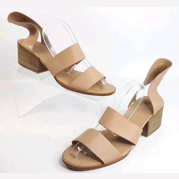 VINCE Frida Ankle Strap Leather Sandals Size 7 Block Heel