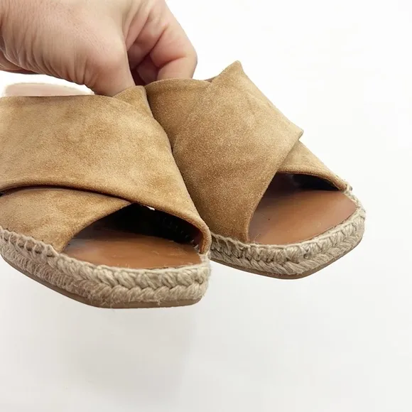 Vince Gaelan Wedge Jute Espadrille Suede Sandals size 8 Tan Camel NWOT