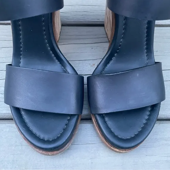 Vince Haley Black Leather Wood Block Heel Sandals size 7.5 M