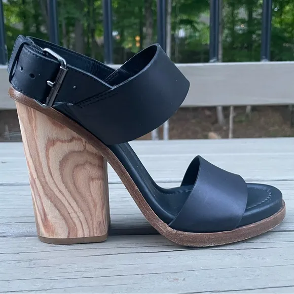 Vince Haley Black Leather Wood Block Heel Sandals size 7.5 M
