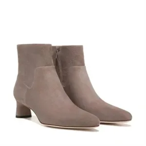 Vince Hela Suede Bootie 8 NWOT Light Woodsmoke Taupe Boots Ankle Minimalist