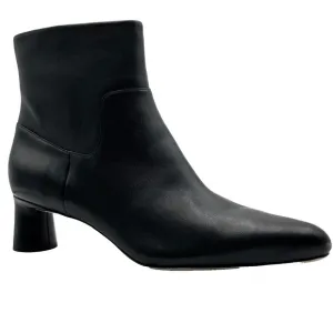 VINCE Hilda Black Leather Ankle Boots Womens Block Heel Zippered