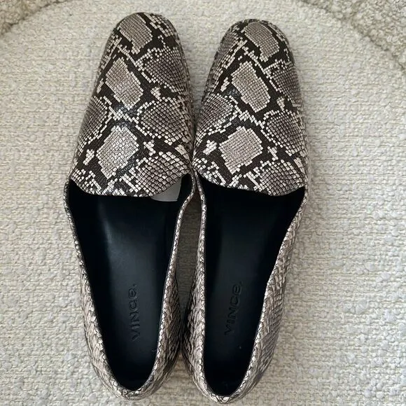 Vince Loafers Paz Gray/Cream Snake-Print Leather Size 9 Slip-On Flats Loafers