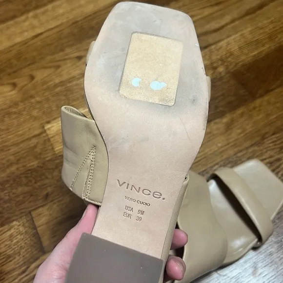 VINCE Nessia Block Heel Leather Sandals in Cappuccino Size 9