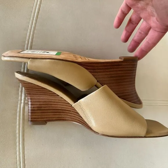 Vince Pia Leather Square Toe Stacked Wedge Heel Sandals in Blonde Size 8 New