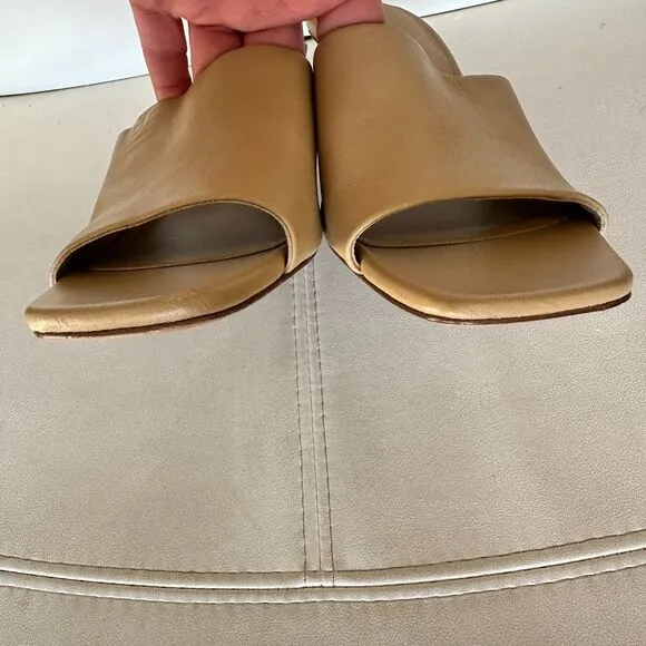 Vince Pia Leather Square Toe Stacked Wedge Heel Sandals in Blonde Size 8 New