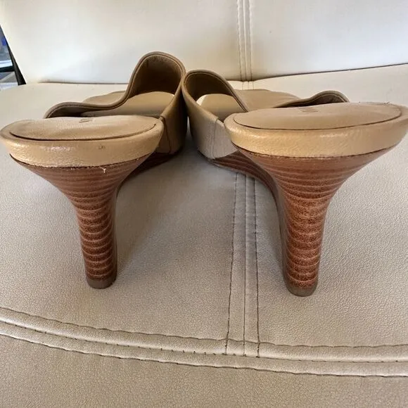Vince Pia Leather Square Toe Stacked Wedge Heel Sandals in Blonde Size 8 New