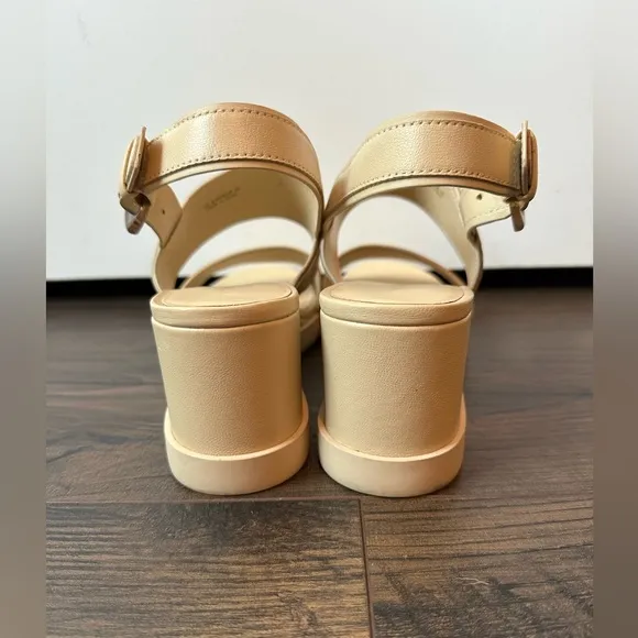 Vince Women’s Roma Leather Wedge Sandals Macadamia Beige (Size 8.5)