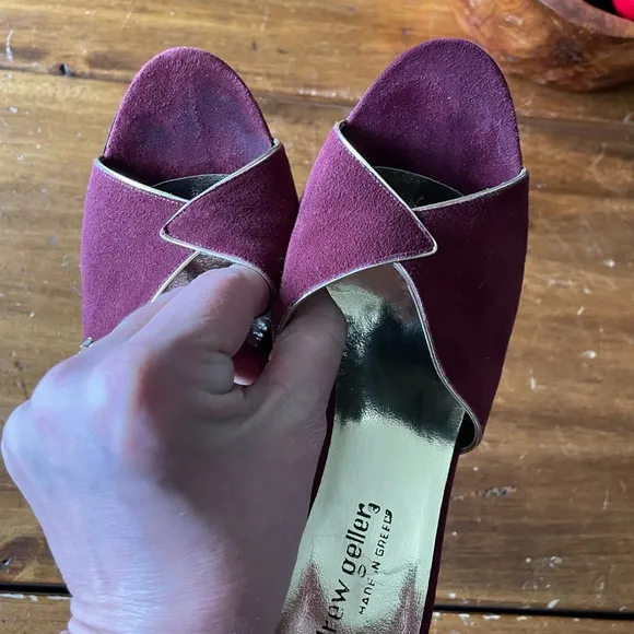 Vintage Andrew Geller Suede Peep Toe Heels Pumps Purple Bordeaux Sz 8 Greece