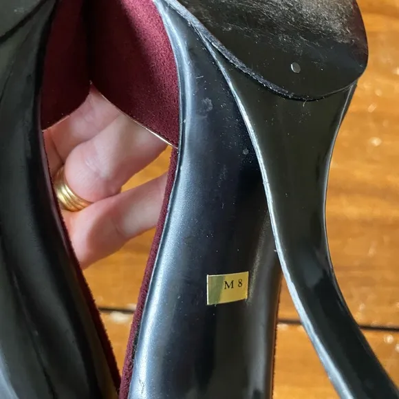 Vintage Andrew Geller Suede Peep Toe Heels Pumps Purple Bordeaux Sz 8 Greece