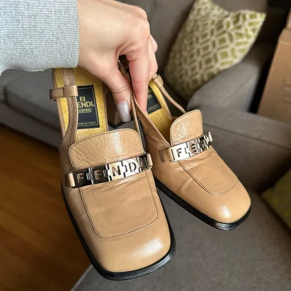 Vintage Fendi Mary Jane heels
