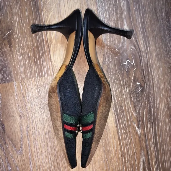 Vintage Gucci Black Heels  - Great Condition - Size 9B - Pair #2