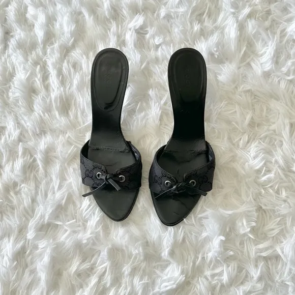 Vintage Gucci monogram kitten sandals