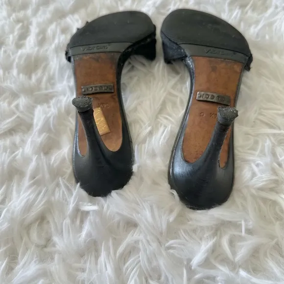 Vintage Gucci monogram kitten sandals