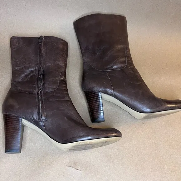 Vintage Nine West Genuine Leather Chocolate Brown Block Heel Zip Boots 9.5 M