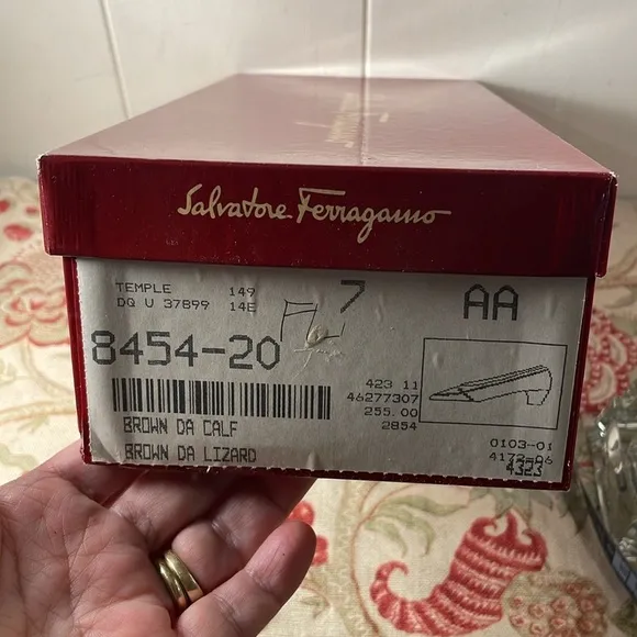 Vintage Salvatore Ferragamo Women's Black Calf- Lizard Embossed Pumps with Box