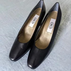 VINTAGE SRO Black Leather Pumps Block Heel 8