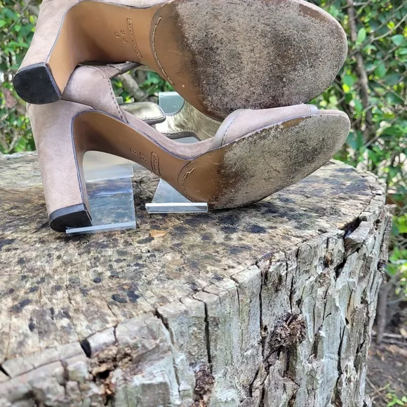 Vintage Women Suede High  Heel Sandals By Coach Size 8.5B/ Women Designer Sandal