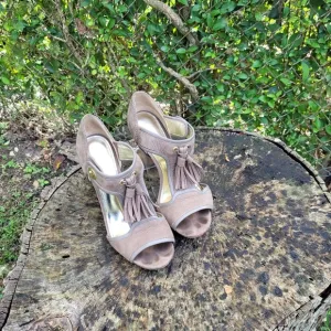 Vintage Women Suede High  Heel Sandals By Coach Size 8.5B/ Women Designer Sandal