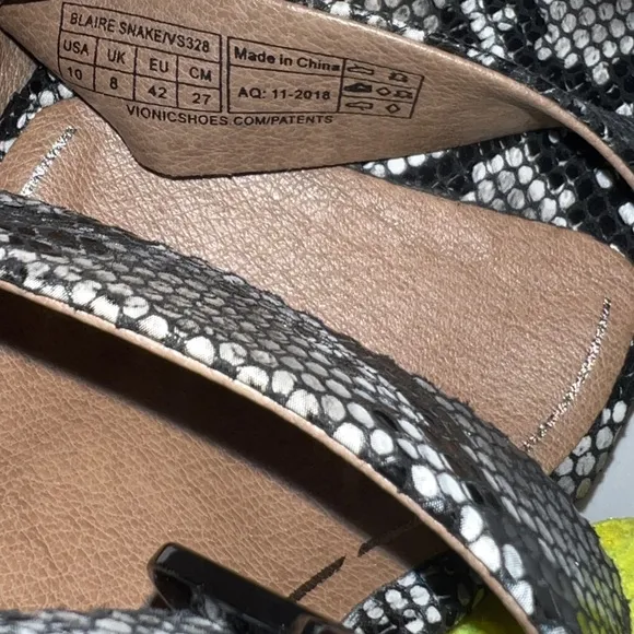 Vionic Women's Blaire Snake Print Block Heel Open Toe Sandals Size 10