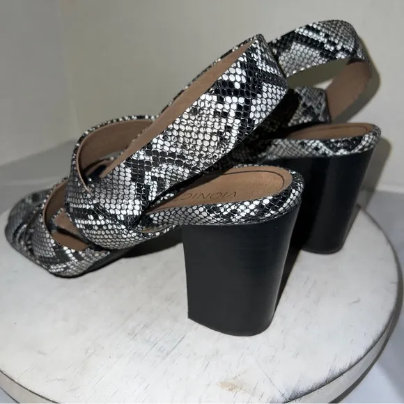 Vionic Women's Blaire Snake Print Block Heel Open Toe Sandals Size 10