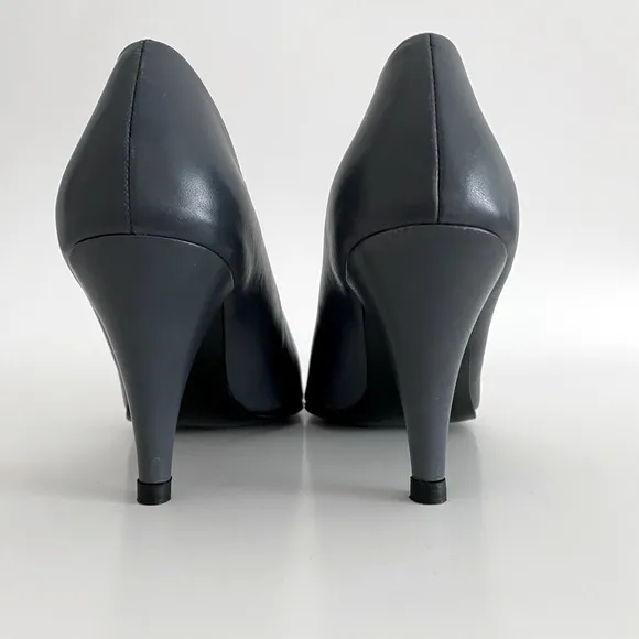 VTG CHARLES JOURDAN PARIS FRANCE GRAY ALMOND TOE HEELS PUMPS SHOES SIZE 7