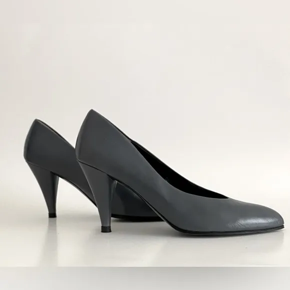 VTG CHARLES JOURDAN PARIS FRANCE GRAY ALMOND TOE HEELS PUMPS SHOES SIZE 7