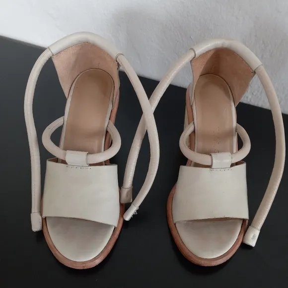 Wal &amp; Pai Orum Sandals Calf Leather 38EU