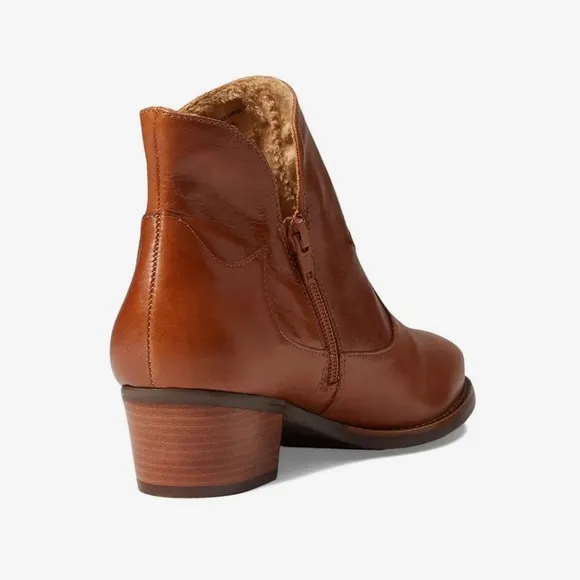 Walking Cradles Georgia Boot (extra wide)