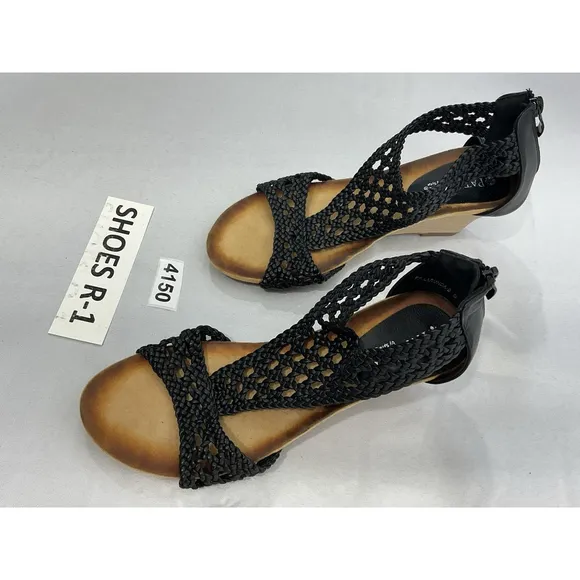 Womans Patrizia Ff-larunda-b Wedge Sandals 9 Black Open Toe Back Zip NWOT