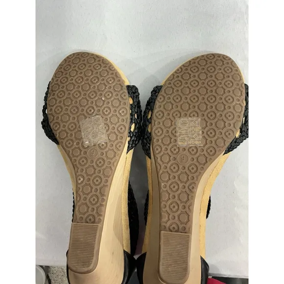 Womans Patrizia Ff-larunda-b Wedge Sandals 9 Black Open Toe Back Zip NWOT