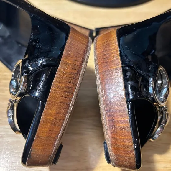 Women Gucci Black Patent Leather Horsebit Peep Toe Platform Heels 6
