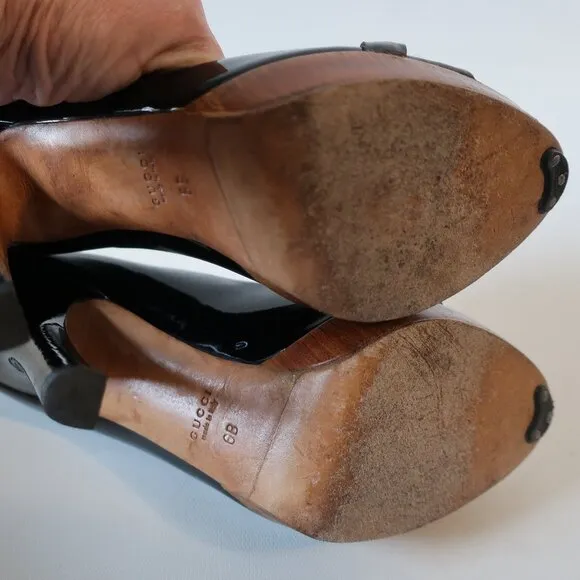 Women Gucci Black Patent Leather Horsebit Peep Toe Platform Heels 6