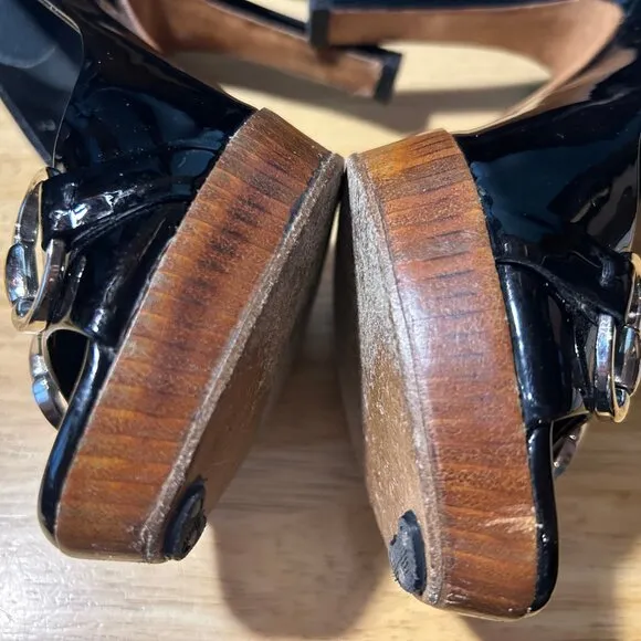 Women Gucci Black Patent Leather Horsebit Peep Toe Platform Heels 6