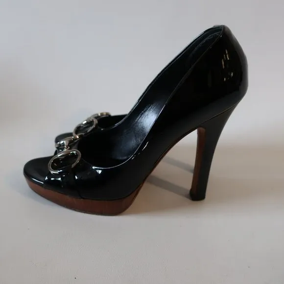 Women Gucci Black Patent Leather Horsebit Peep Toe Platform Heels 6