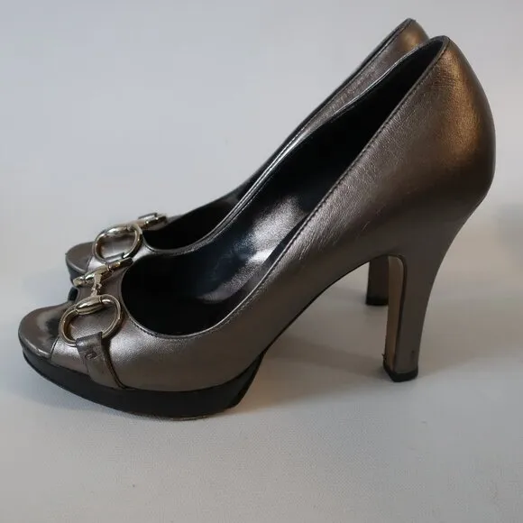 Women Gucci Gunmetal Nappa Sasso Horsebit Leather Peep Toe Platform Pumps 6