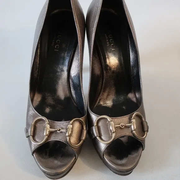 Women Gucci Gunmetal Nappa Sasso Horsebit Leather Peep Toe Platform Pumps 6