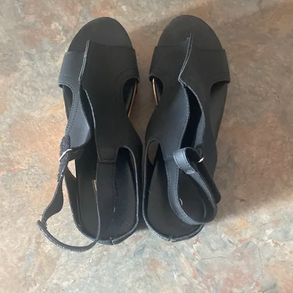 Women’s Black Slingback Wedge Sandals NWOT 9-9.5