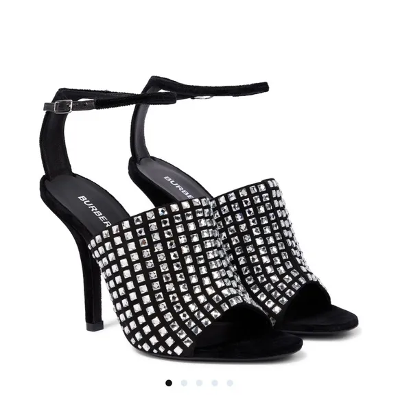 WOMEN'S BURBERRY IVY CRYSTAL VELVET PUMP HEEL BLACK IN SIZE 9.5 US/39.5EU $1,650