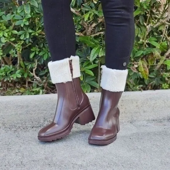 Women's Chunky Block Heel Ankle Boots Brown Color