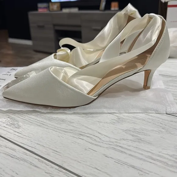 Women's Cream Satin Heels