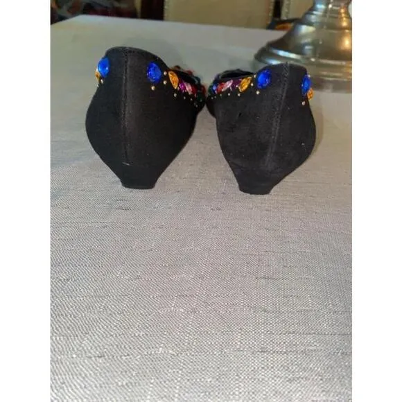 Women's J. Renee Black Suede Rhinestone Embellished Kitten Heels Size 7.5N