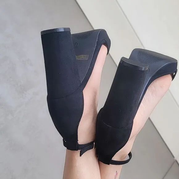 Women's Suede Ankle Strap Block Heel Dress Sandals Black Color