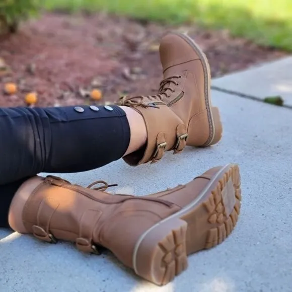 Women's Tan Lace up and‎ Ankle Mid Calf Combat Boots